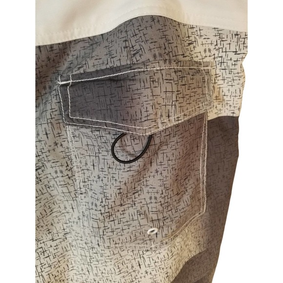 Oakley Lightweight swing Shorts‎ Men's Size 38 in Multicolor Length 8 in. - Picture 8 of 9